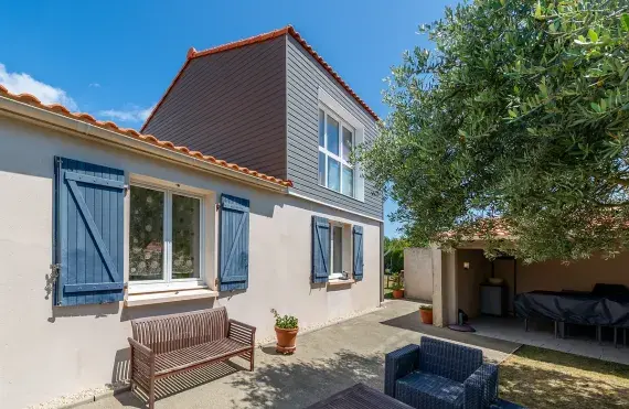 vue-terrasse-arriere-surelevation-ossature-bois-la-bernerie-en-retz