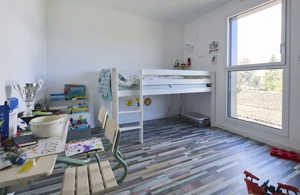 surelevation ossature bois chambre enfant saint sebastien sur loire