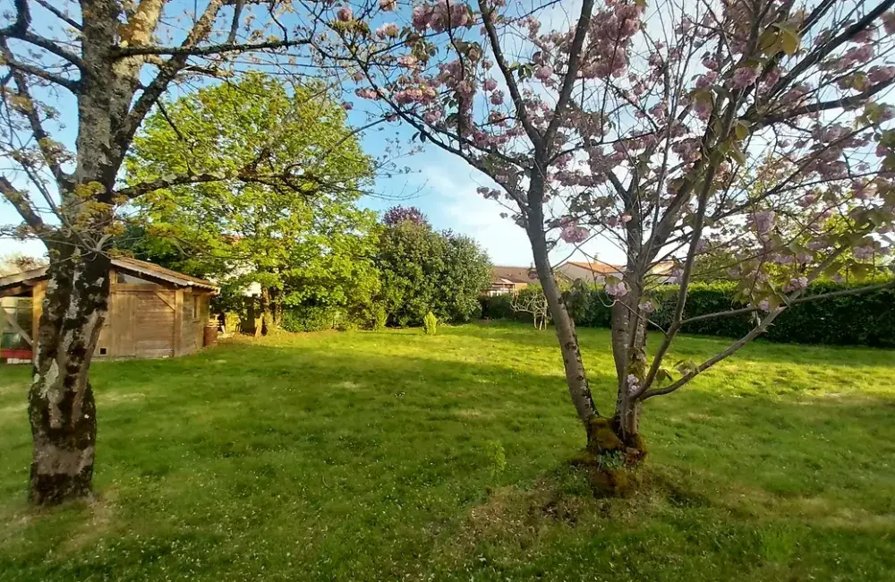 vue exterieure terrain bouguenais