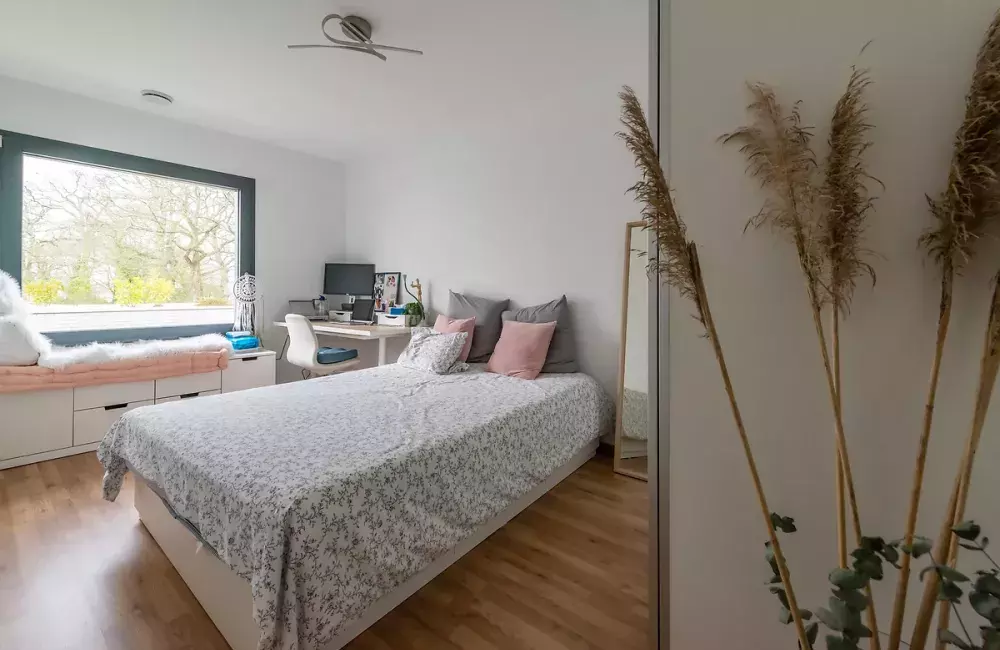 chambre-maison-sur-mesure-bois-carquefou