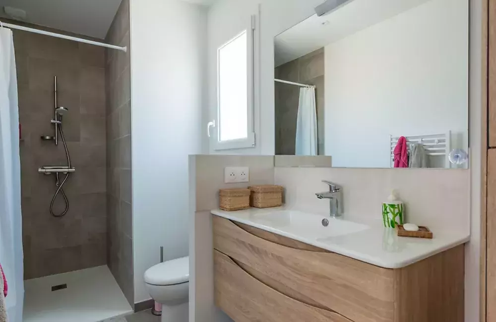 surelevation-ossature-bois-salle-eau-amenagee-saint-mars-de-coutais