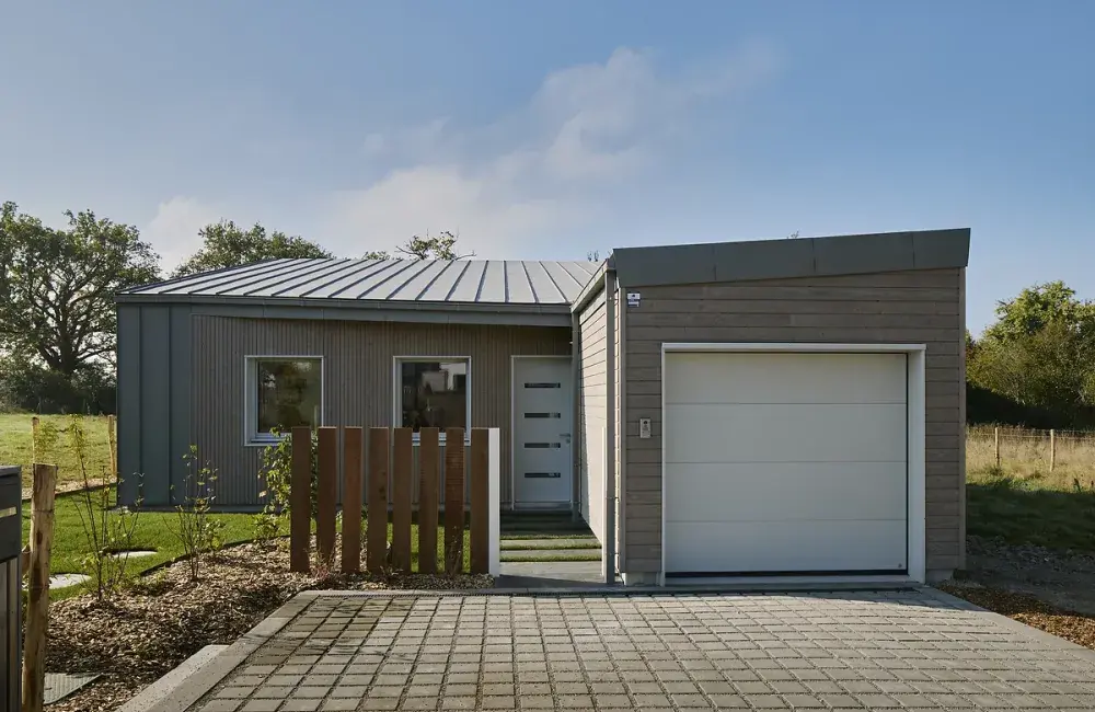 facade avant  garage maison sur mesure passive bois carquefou