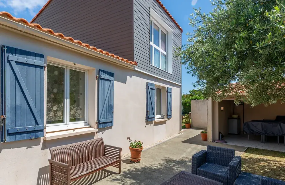 vue-terrasse-arriere-surelevation-ossature-bois-la-bernerie-en-retz