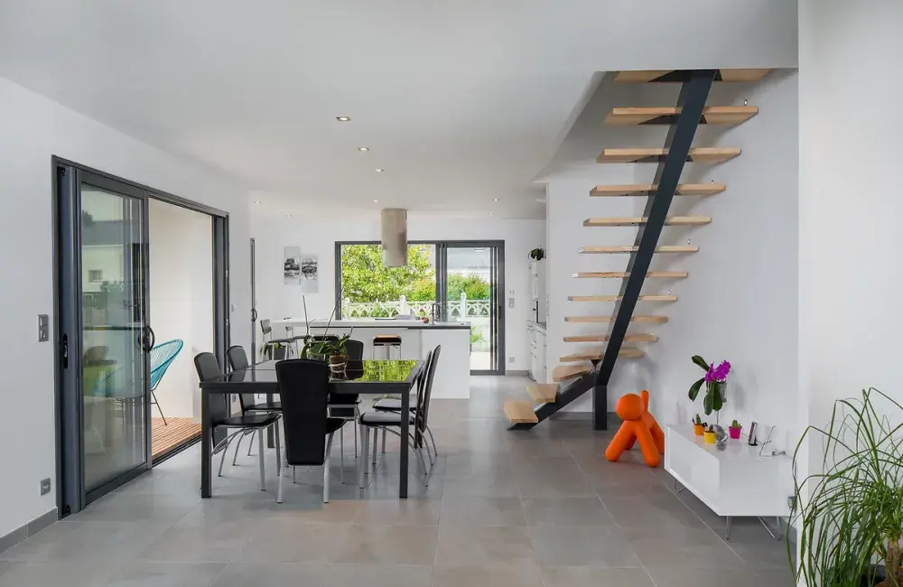 sejour-maison-sur-mesure-briques-evolutive-saint-nazaire